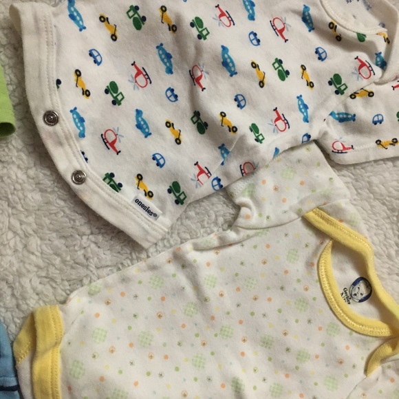 15 TOTAL      5-8lb one piece outfits - Picture 2 of 8